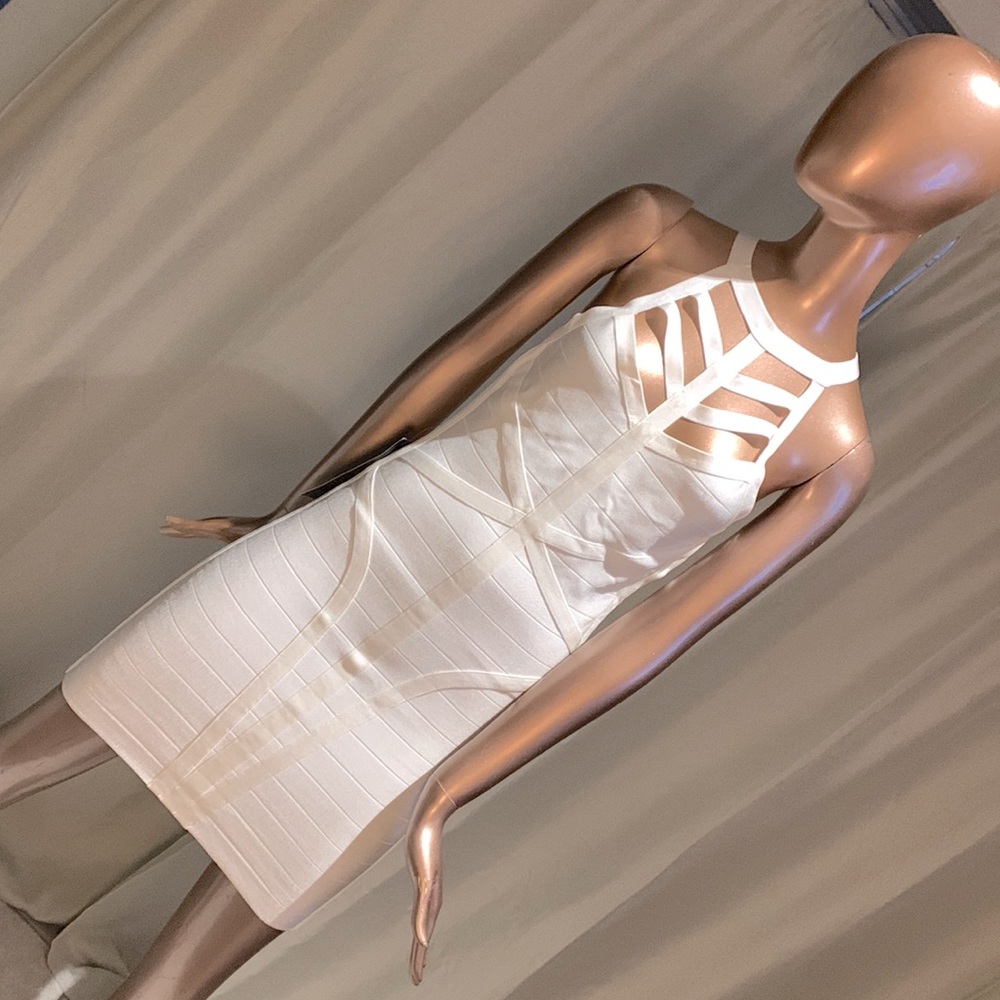 Bandage Bebe dress 🤍✨